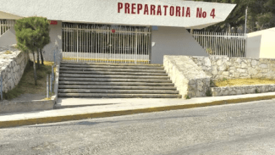 Escuela Preparatoria Num. Cuatro